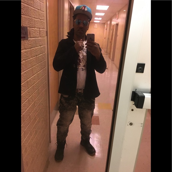 Meet your Posher, John - Picture 1 of 1